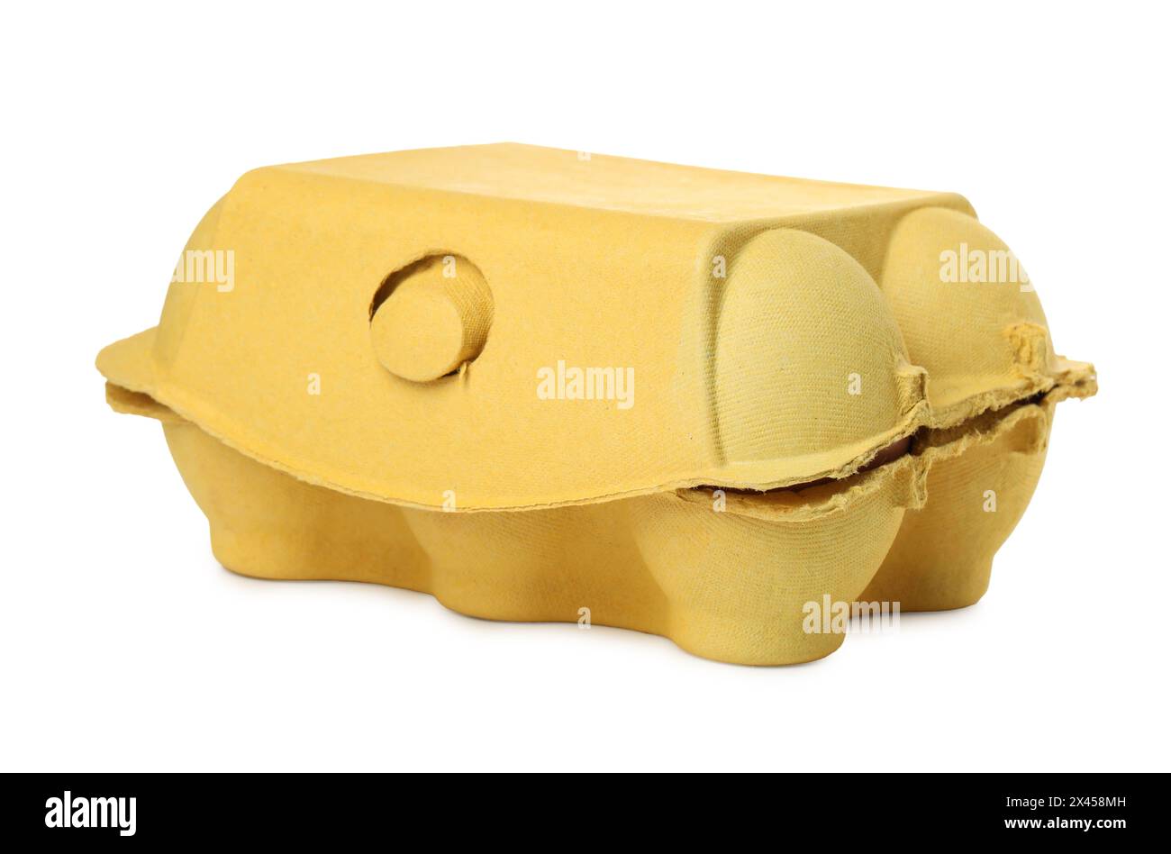 Un carton jaune d'oeuf isolé sur blanc Banque D'Images Un carton jaune d'oeuf isolé sur blanc Banque D'Images