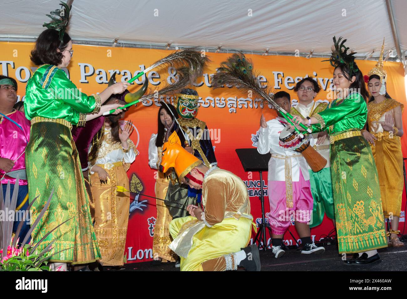 Défilé et Festival du nouvel an cambodgien 2024 à Cambodia Town, long Beach, CA, États-Unis Banque D'Images