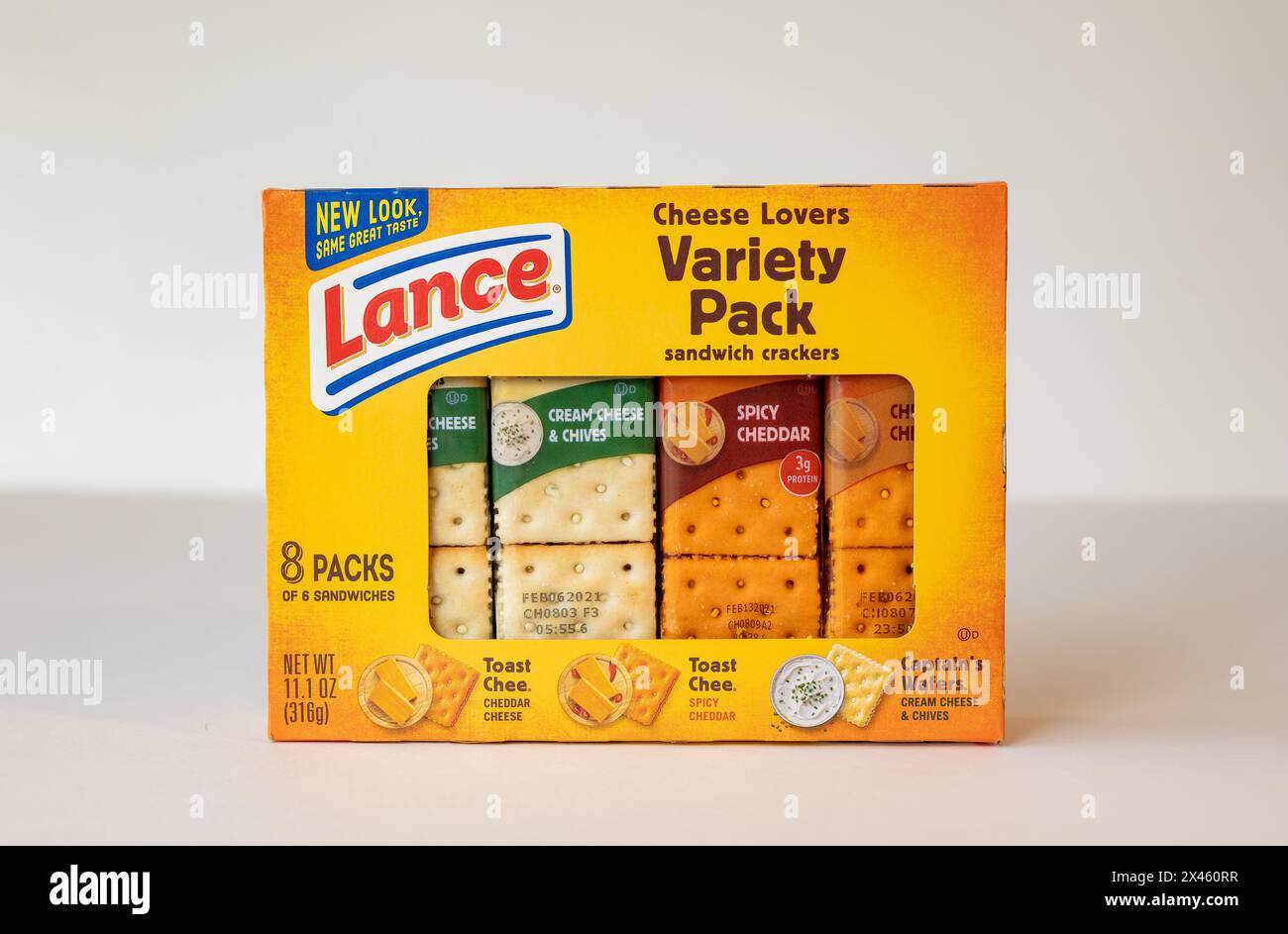BEMIDJI, MN - 17 nov 2020 : paquet de lance Cheese Lovers Variety Pack sandwich crackers aliments snacks. Banque D'Images