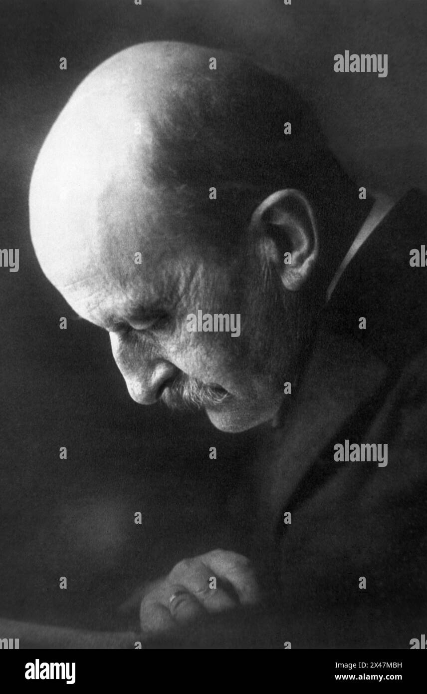 Max Planck (1858-1947), physicien théorique allemand dont la découverte des quanta énergétiques lui a valu le prix Nobel de physique en 1918. Banque D'Images