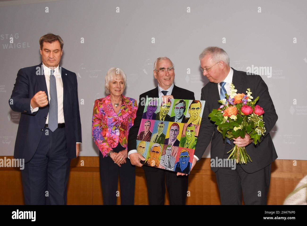 Dr Markus Soeder Ministerpraesident Dr Irene Epple-Waigl Dr Theo Waigel des CSU-Ehrenvorsitzenden - Bundesminister A.D. Markus Ferber, MdEP, Muenchen 30.04.2024 Hanns-Seidel-Stiftung Festakt zum 85 Geburtstag von Dr. Theo Waigel des CSU-Ehrenvorsitzenden - Bundesminister A.D. - Muenchen *** Dr Markus Soeder Ministerpraesident Dr Irene Epple Waigl Dr Theo Waigel de la CSU Président honoraire Ministre fédéral a d Markus Ferber, eurodéputé, Munich 30 04 2024 Fondation Hanns Seidel cérémonie pour le 85e anniversaire du Dr Theo Waigel du Président honoraire de la CSU Ministre fédéral a d Munich Banque D'Images