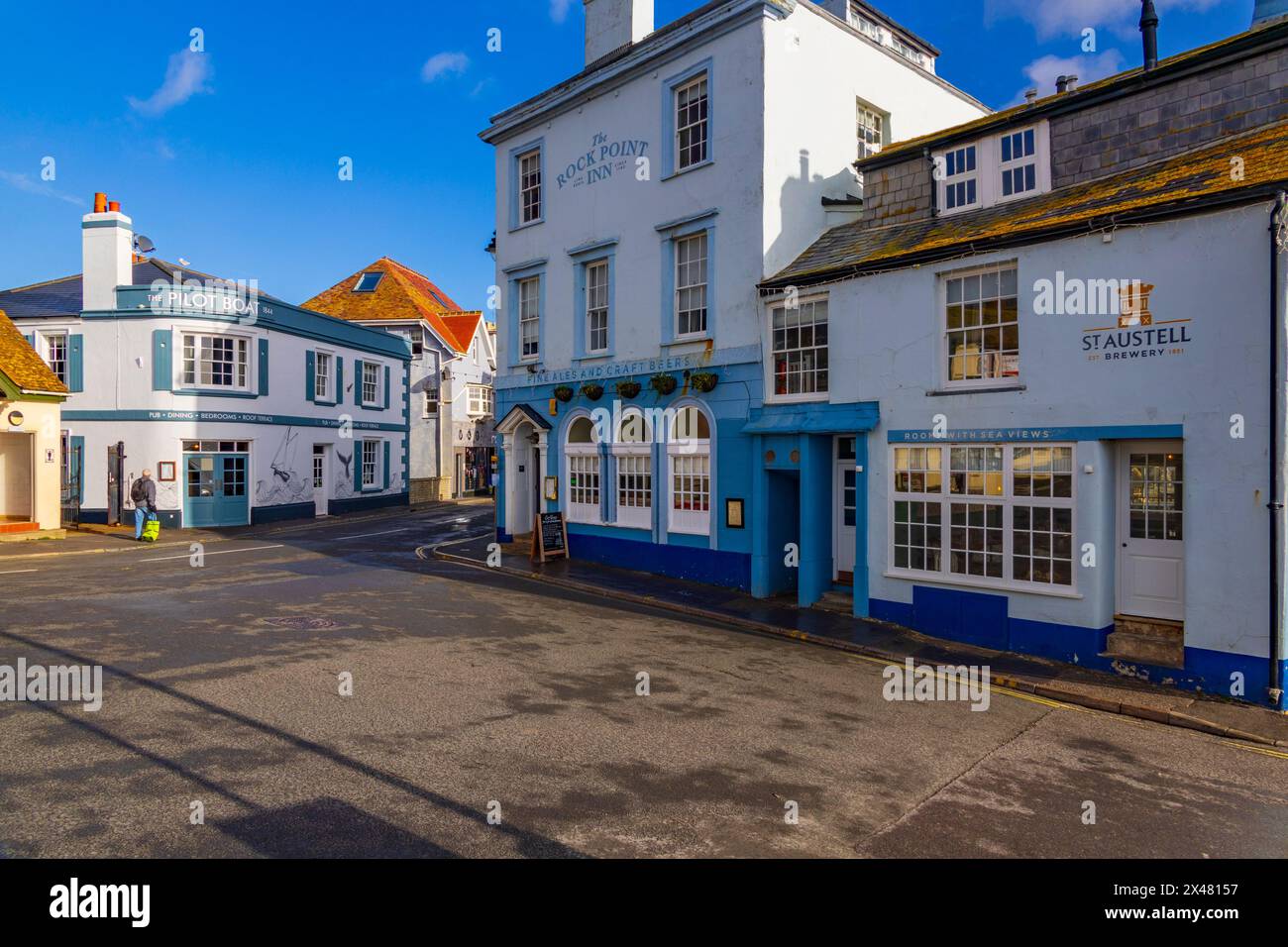 The Rock point Inn sur le front de mer à Lyme Regis sur la côte jurassique, Dorset, Angleterre, Royaume-Uni Banque D'Images