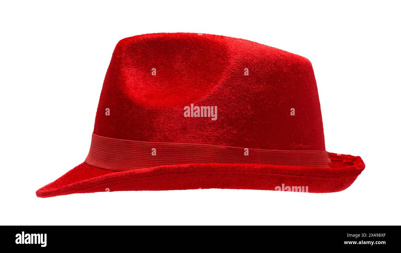 Red Fedora Hat vue latérale découpée sur blanc. Banque D'Images