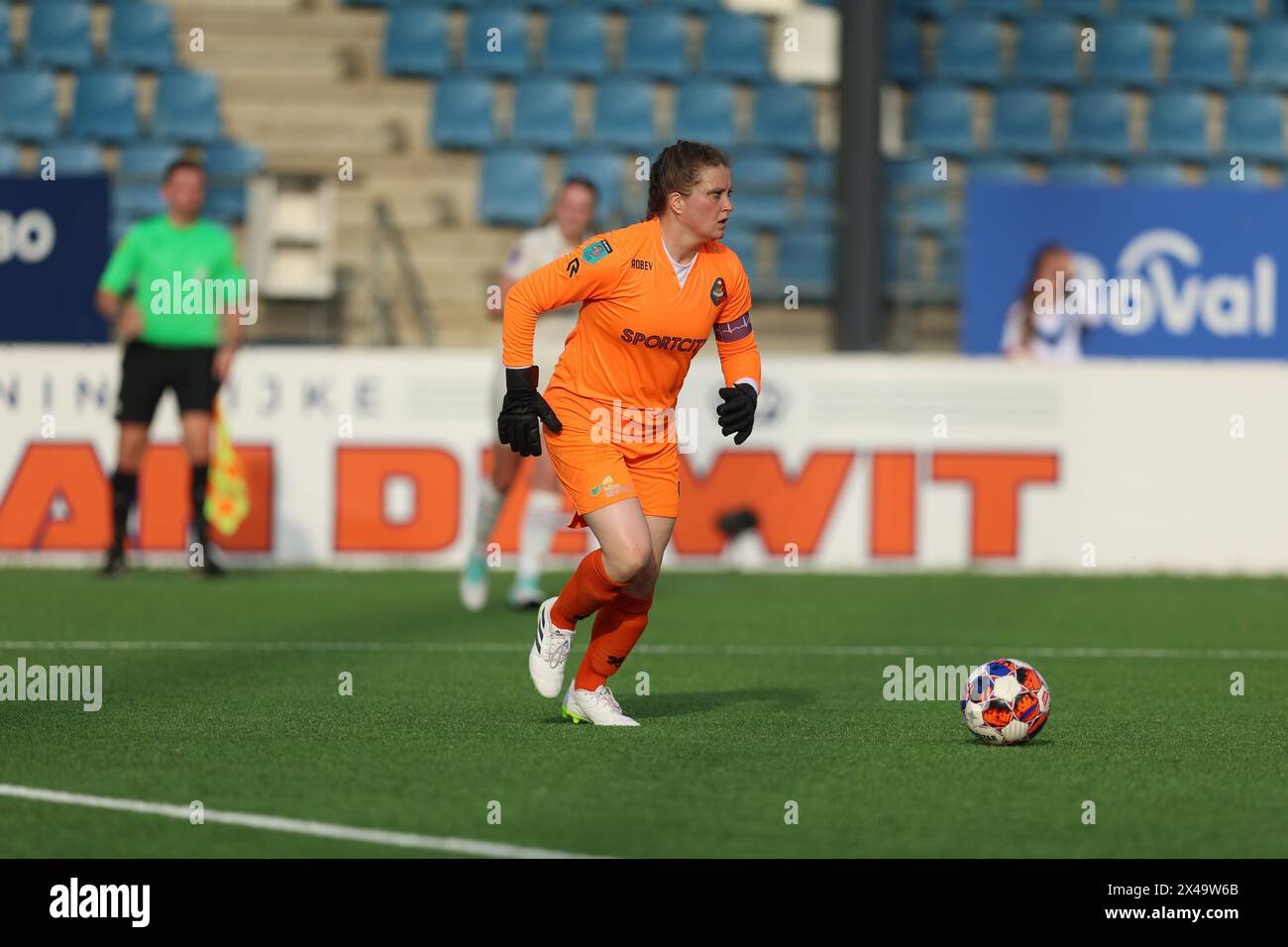 Velsen Zuid, pays-Bas. 01 mai 2024. VELSEN-ZUID, PAYS-BAS - 1er MAI : Kelly Steen gardienne de Telstar lors du match Néerlandais Azerion Women's Eredivisie entre Telstar et AZ Alkmaar au 711 Stadion le 1er mai 2024 à Velsen-Zuid, pays-Bas. (Photo de Gerard Spaans/Orange Pictures) crédit : Orange pics BV/Alamy Live News Banque D'Images