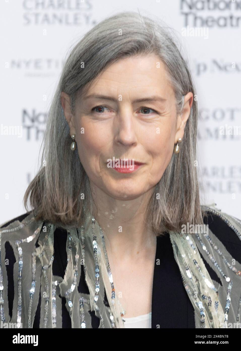 1er mai 2024, Londres, Angleterre, Royaume-Uni - Gina McKee assiste au Up Next Gala 2024, National Theatre Banque D'Images