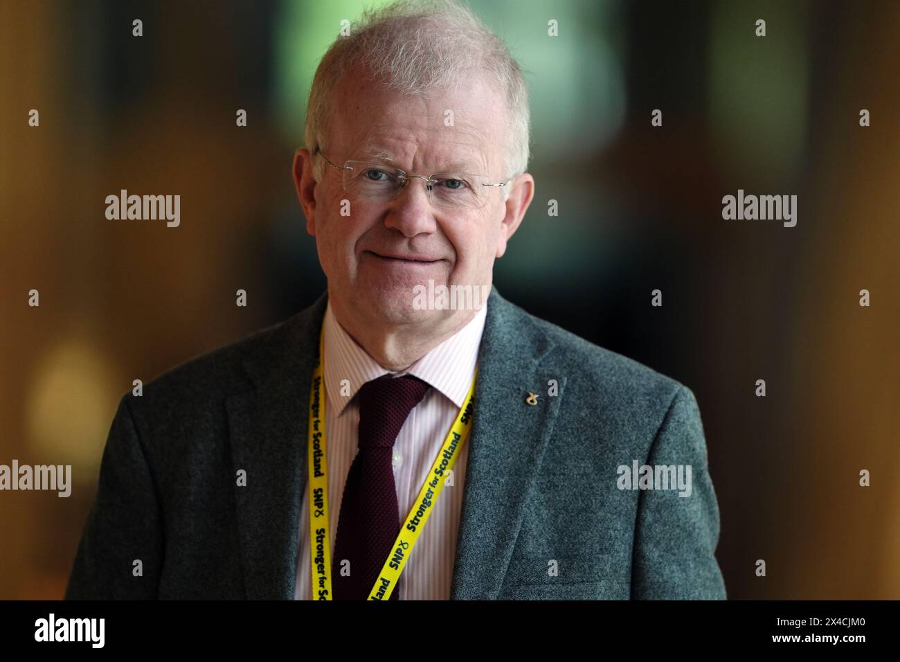 John Mason au Parlement écossais à Édimbourg, après le député John Swinney est devenu le premier candidat à déclarer sa candidature pour devenir le nouveau chef du SNP et le prochain premier ministre de l'Écosse. Date de la photo : jeudi 2 mai 2024. Banque D'Images