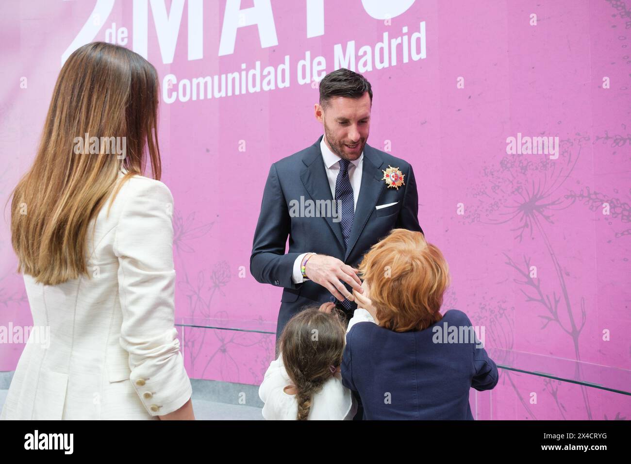 Rudy Fernandez, Helen Lindes lors de la remise du prix du dos de Mayo, à la Real Casa de Correos, le 02 mai 2024 à Madrid, Espagne. Banque D'Images