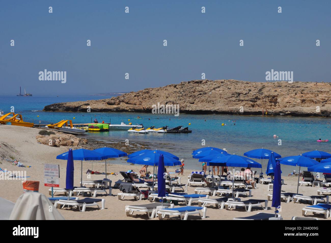 Plage de Vathia Gonia à Agia Napa, Chypre Banque D'Images