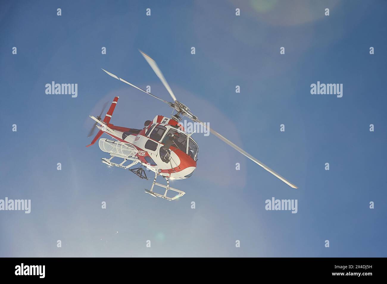 Hélicoptère de sauvetage en montagne Banque D'Images