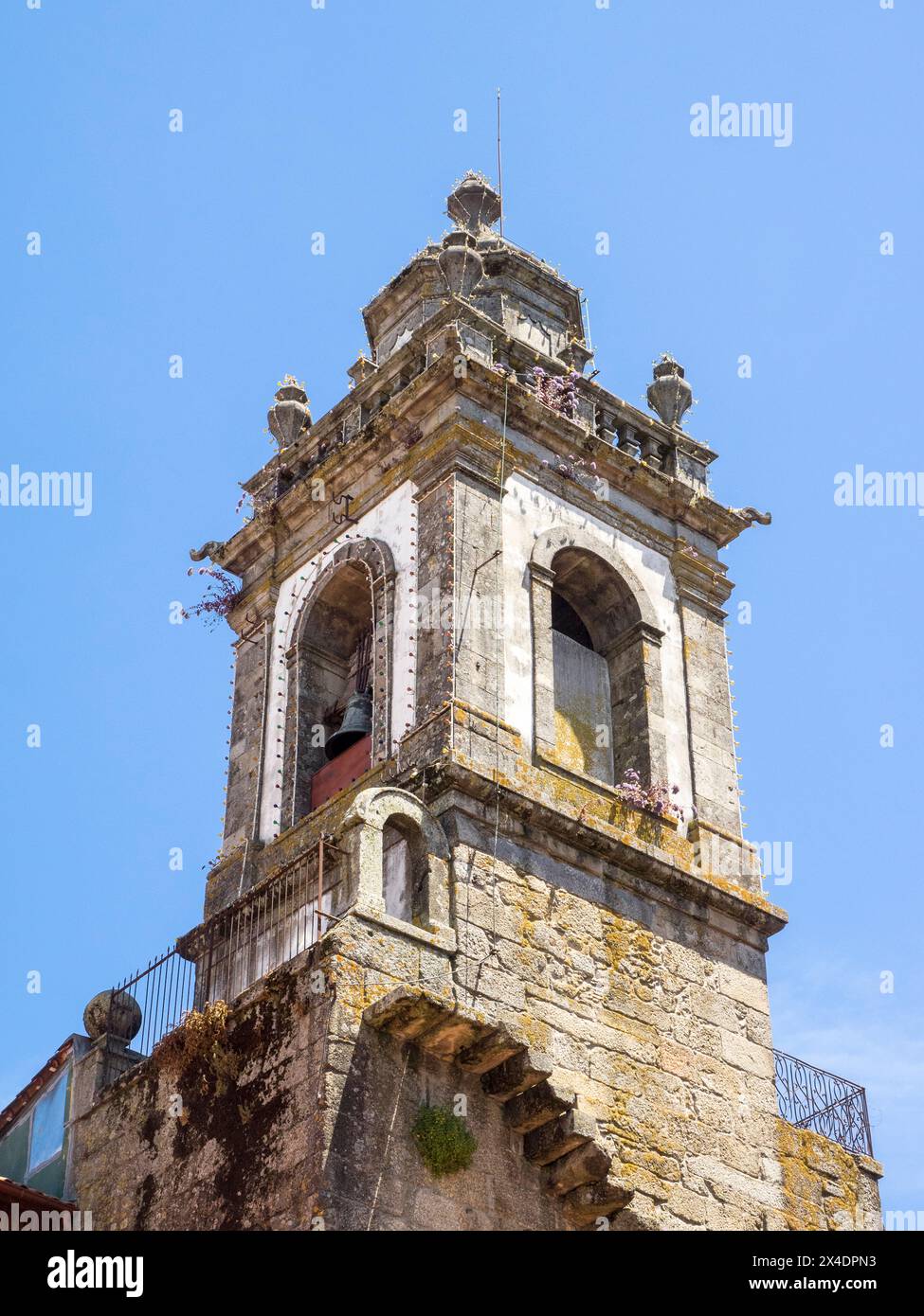 Tour de l'Igreja da Lapa à Braga, Portugal, construit en 1757. Banque D'Images