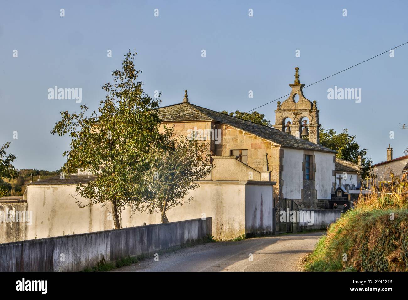 Espagne, Galice. Lameiros, petite chapelle de la fabrique Mark, un saint qui, selon certains, protégeait les cultures des intempéries Banque D'Images