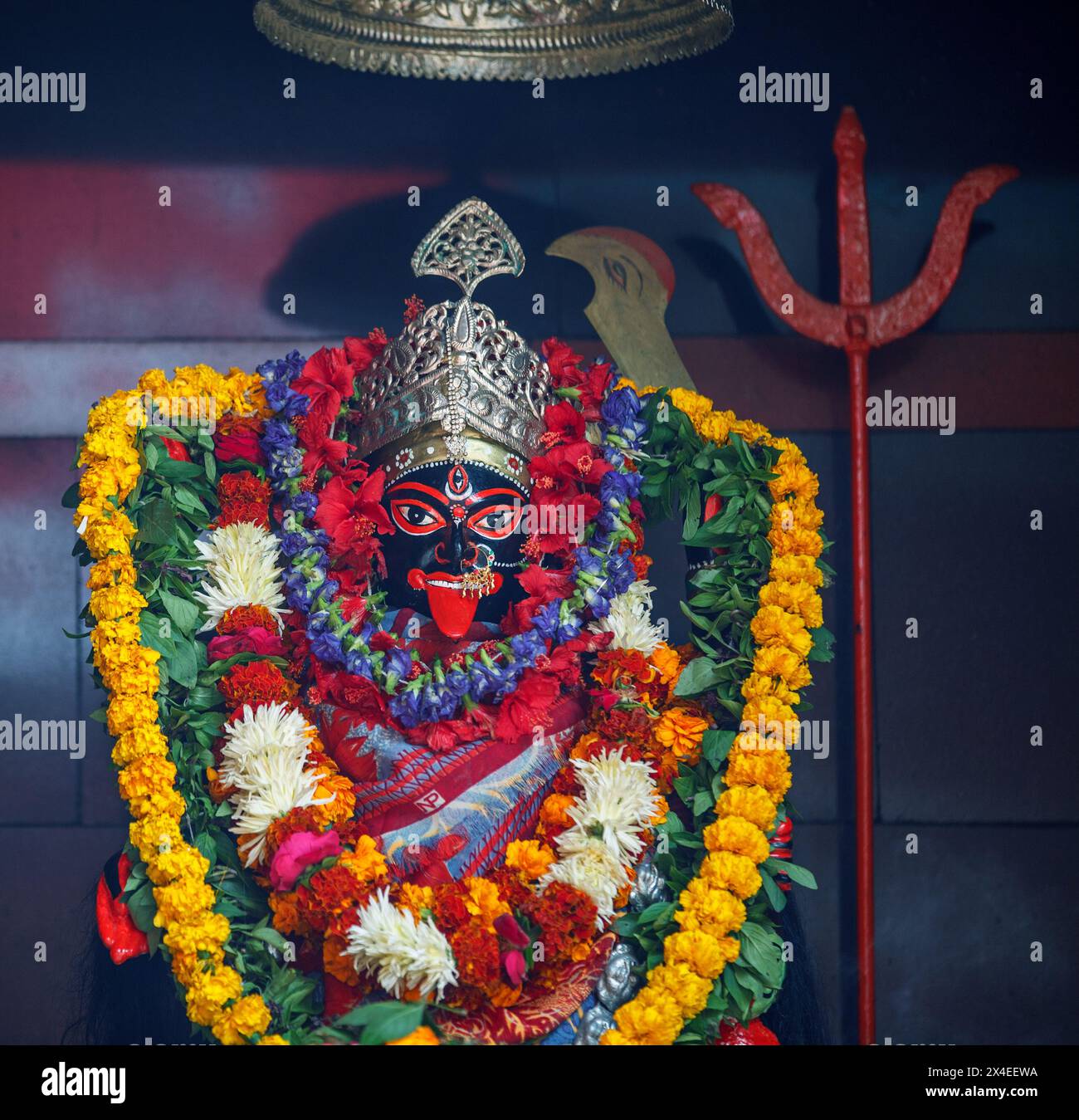 Statue de la déesse Kali à Varanasi, Inde. Banque D'Images