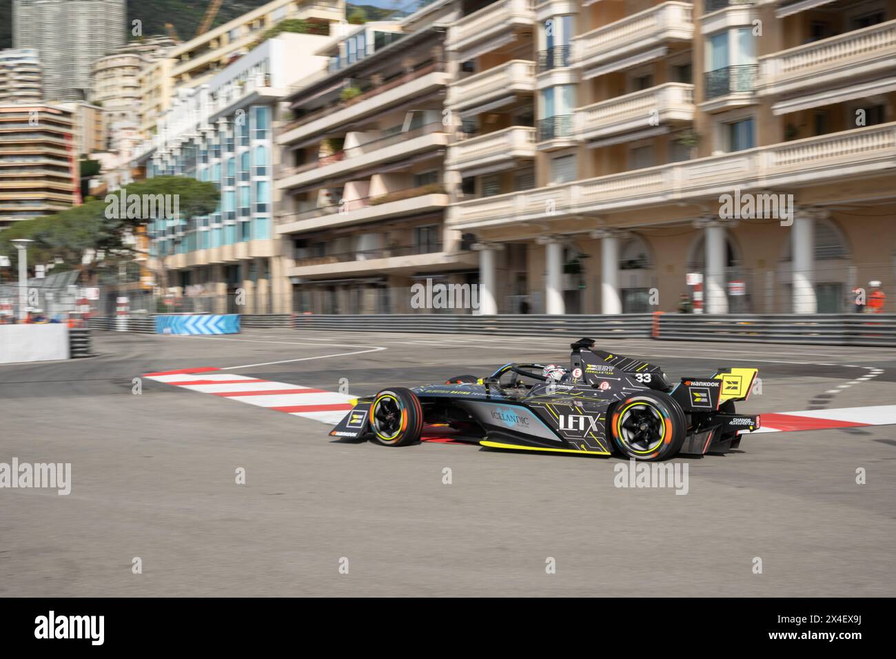 Monaco, Monaco. 27 avril 2024. Pilote ERT Formula E Dan Ticktum vu lors du championnat du monde ABB Formula-E Monaco E-Prix 2024. Classement final : 1. Mitch Evans- JAGUAR TCS Racing, 2. Nick Cassidy - JAGUAR TCS Racing, 3. Stoffel Vandoorne DS - PENSKE (photo Laurent Coust/SOPA images/SIPA USA) crédit : SIPA USA/Alamy Live News Banque D'Images