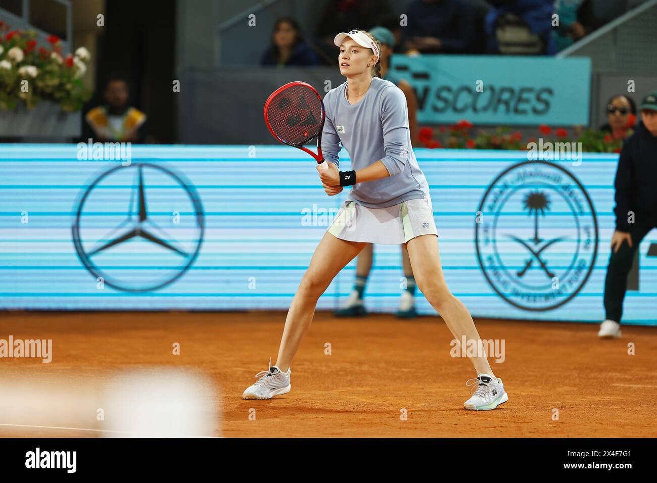 Madrid, Espagne. 2 mai 2024. Elena Rybakina (KAZ) Tennis : Elena Rybakina en demi-finale contre Aryna Sabalenka lors des tournois WTA 1000 tournoi Mutua Madrid Open au Caja Magica à Madrid, Espagne . Crédit : Mutsu Kawamori/AFLO/Alamy Live News Banque D'Images