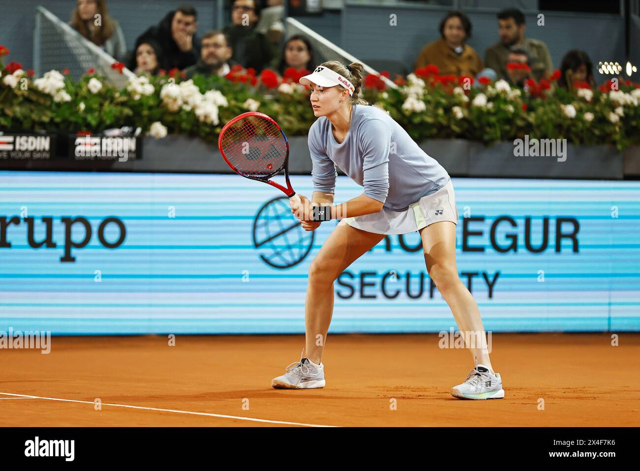 Madrid, Espagne. 2 mai 2024. Elena Rybakina (KAZ) Tennis : Elena Rybakina en demi-finale contre Aryna Sabalenka lors des tournois WTA 1000 tournoi Mutua Madrid Open au Caja Magica à Madrid, Espagne . Crédit : Mutsu Kawamori/AFLO/Alamy Live News Banque D'Images