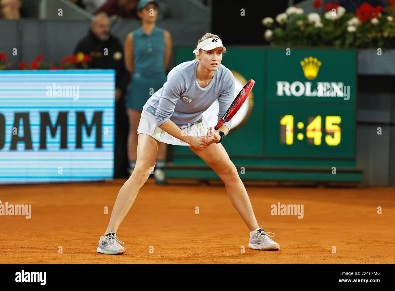Madrid, Espagne. 2 mai 2024. Elena Rybakina (KAZ) Tennis : Elena Rybakina en demi-finale contre Aryna Sabalenka lors des tournois WTA 1000 tournoi Mutua Madrid Open au Caja Magica à Madrid, Espagne . Crédit : Mutsu Kawamori/AFLO/Alamy Live News Banque D'Images