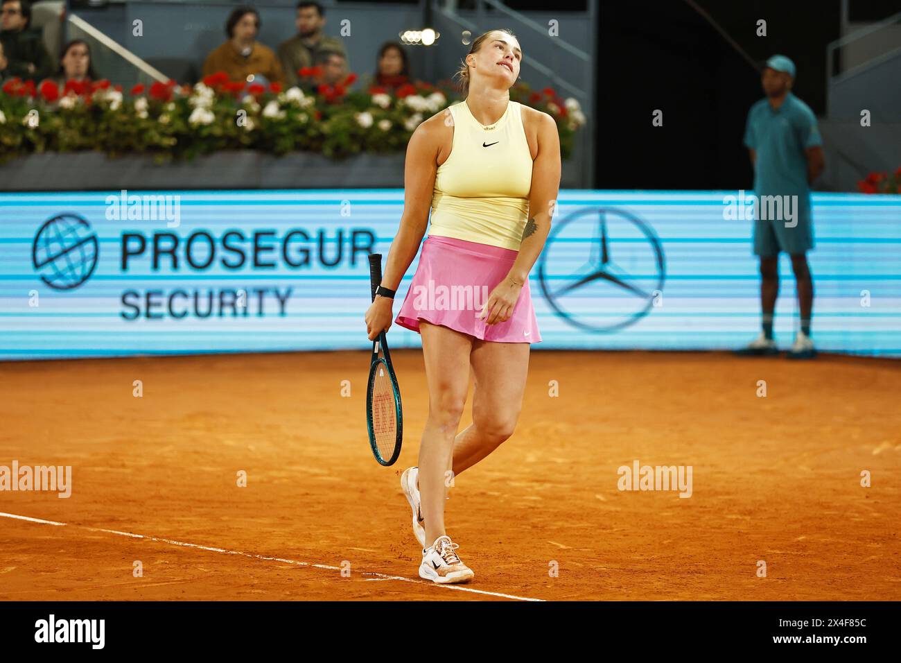 Madrid, Espagne. 2 mai 2024. Aryna Sabalenka (BLR) Tennis : Aryna Sabalenka en demi-finale match contre Elena Rybakina sur les tournois WTA 1000 tournoi Mutua Madrid Open de tennis à la Caja Magica de Madrid, Espagne . Crédit : Mutsu Kawamori/AFLO/Alamy Live News Banque D'Images