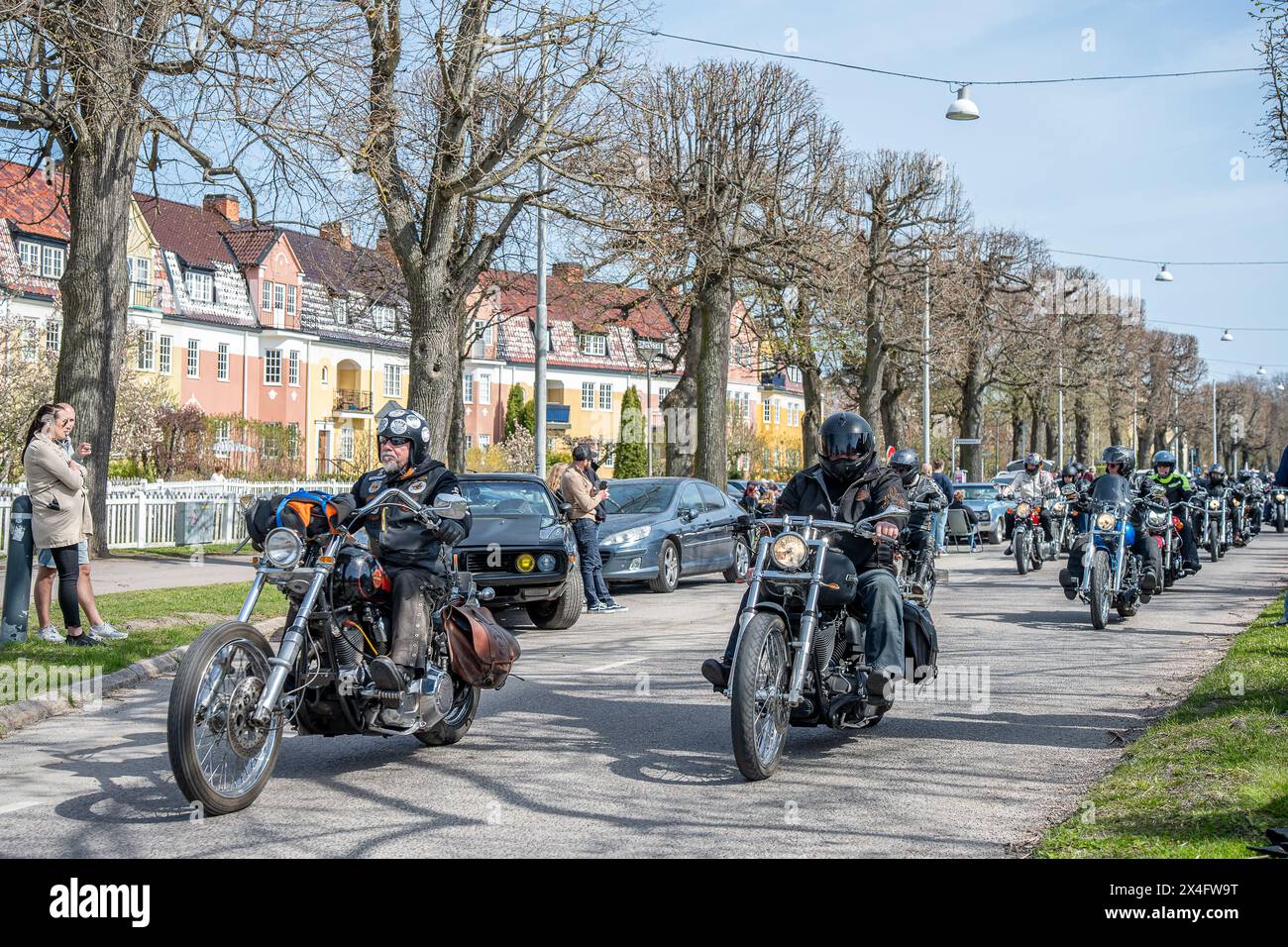 Défilé de motards célébrant le printemps le 1er mai 2024 à Norrköping, Suède Banque D'Images