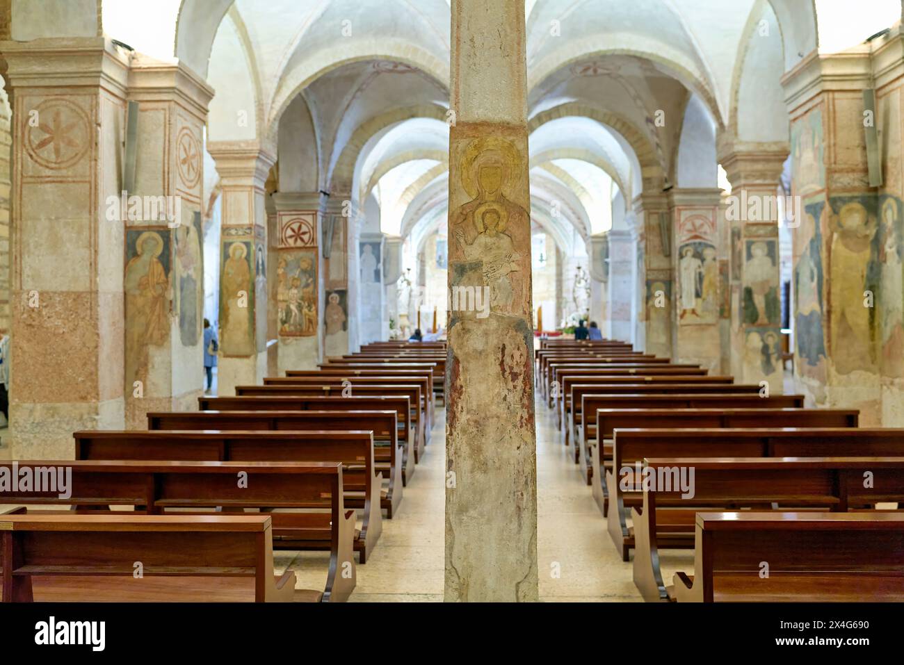 Vérone Veneto Italie. Église San Fermo Maggiore. Fresques dans la crypte Banque D'Images
