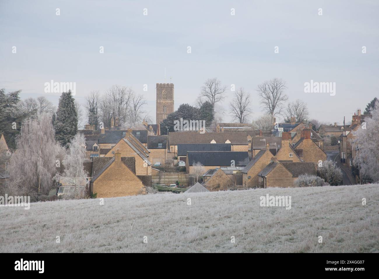 Vues de Charlbury dans l'Oxfordshire par un matin glacial au Royaume-Uni Banque D'Images