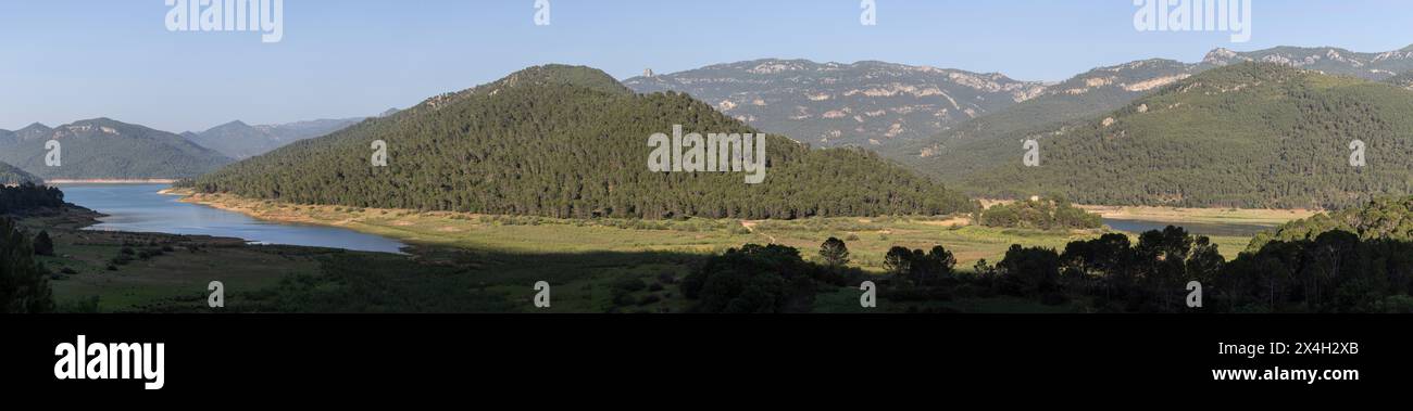 Réservoir Tranco - El Tranco de Beas-, Parc naturel des Sierras de Cazorla, Segura et Las Villas, province de Jaén, Andalousie, Espagne Banque D'Images