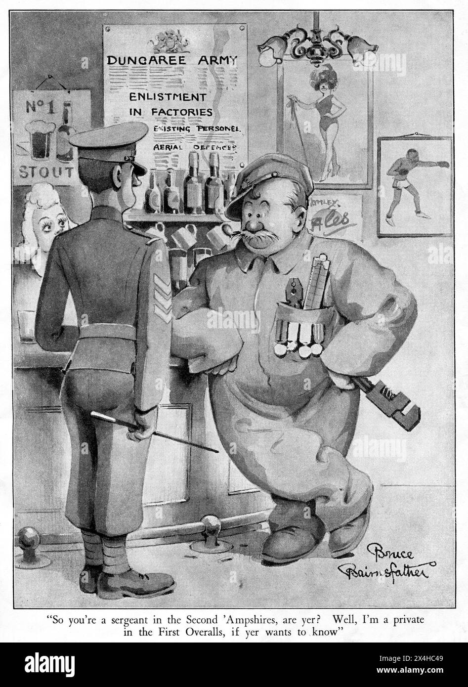 Années 1940 - un dessin animé amusant de la seconde Guerre mondiale représentant le personnage fictif populaire de soldat britannique, Old Bill, créé par le dessinateur Bruce Bairnsfather. Ce dessin animé montre Old Bill portant une salopette et debout dans un bar avec un autre soldat. Le dessin animé a la légende qui l'accompagne, "donc vous êtes un sergent dans le deuxième 'Ampshires, êtes-vous Yer? Eh bien, je suis un soldat dans la première combinaison, si Yer veut savoir ». Banque D'Images
