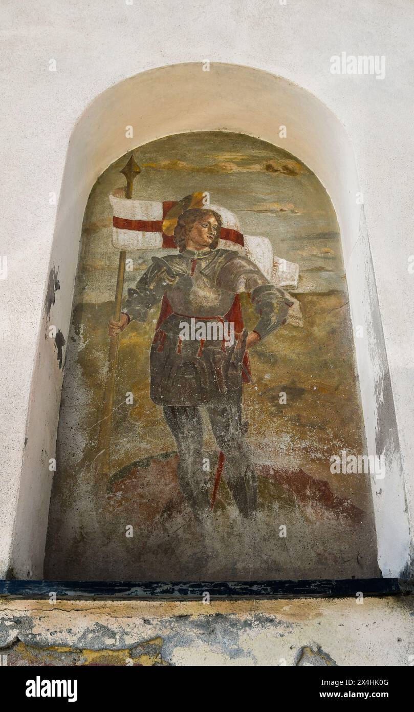 Sanctuaire votif avec une fresque représentant Saint Georges et le dragon, saint patron de l'ancien village de pêcheurs, Portofino, Gênes, Ligurie, Italie Banque D'Images