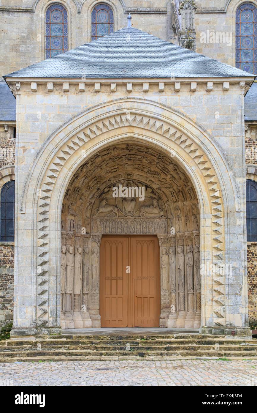 Porche Porche Royal side Portal, Cathédrale Saint-Julien du Mans romane-gothique, le Mans, Sarthe, pays de la Loire, France, Europe Banque D'Images