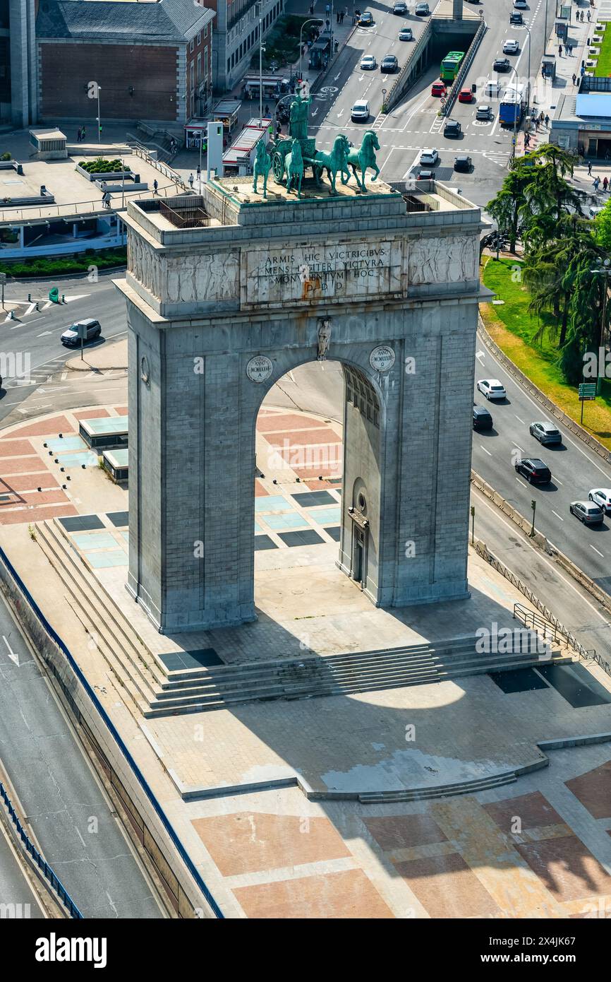 Arc monumental de la Moncloa, entrée nord de la ville de Madrid, Espagne. Banque D'Images