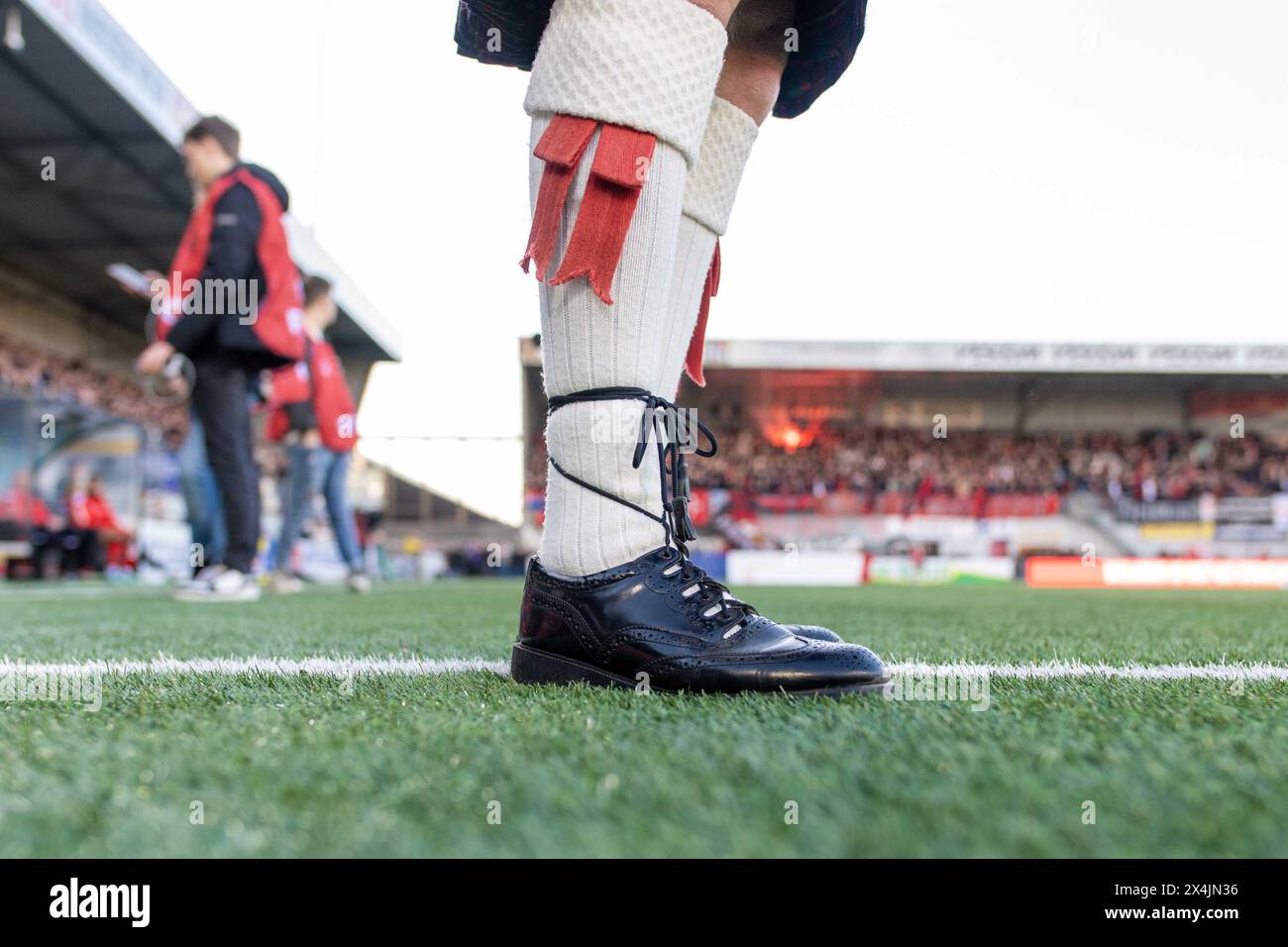 Des supporters de football néerlandais veulent brûler des Juifs - The