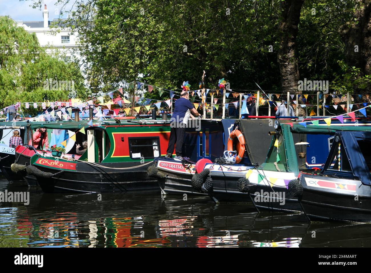 Little Venice, Londres, Royaume-Uni. 4 mai 2024. L'IWA Canalway Cavalcade 2024 à Little Venice, Regents canal. Credit : Matthew Chattle/Alamy Live News Banque D'Images