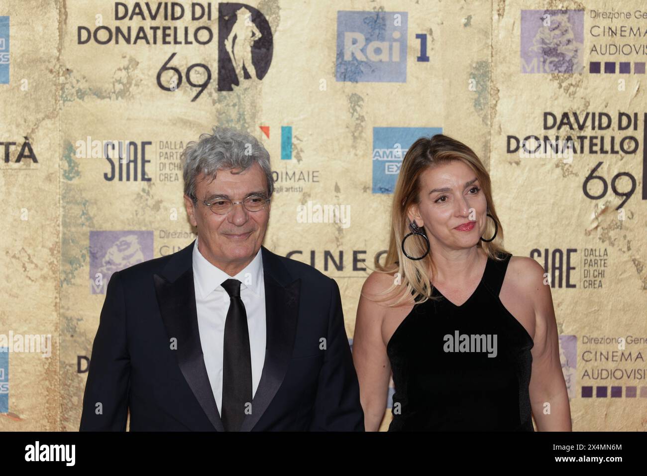 3 mai 2024, Rome, RM, Italie : Mario Martone assiste au tapis rouge de la cérémonie de remise des prix David di Donatello 2024 à Rome, Italie, aux studios CinecittÃ. (Crédit image : © Gennaro Leonardi/Pacific Press via ZUMA Press Wire) USAGE ÉDITORIAL SEULEMENT! Non destiné à UN USAGE commercial ! Banque D'Images