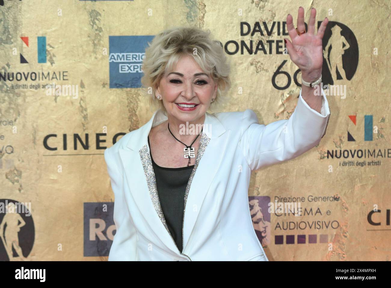 Enrica Bonaccorti assiste à la photocall des 69èmes prix du film italien 'David di Donatello' aux studios Cinecitta à Rome (Italie), le 3 mai 2024. Banque D'Images