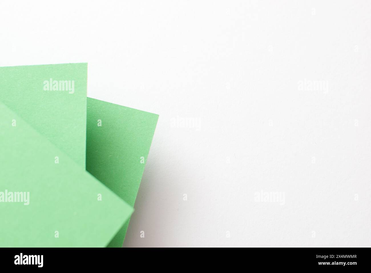 Fond géométrique abstrait 3d vert et blanc Banque D'Images