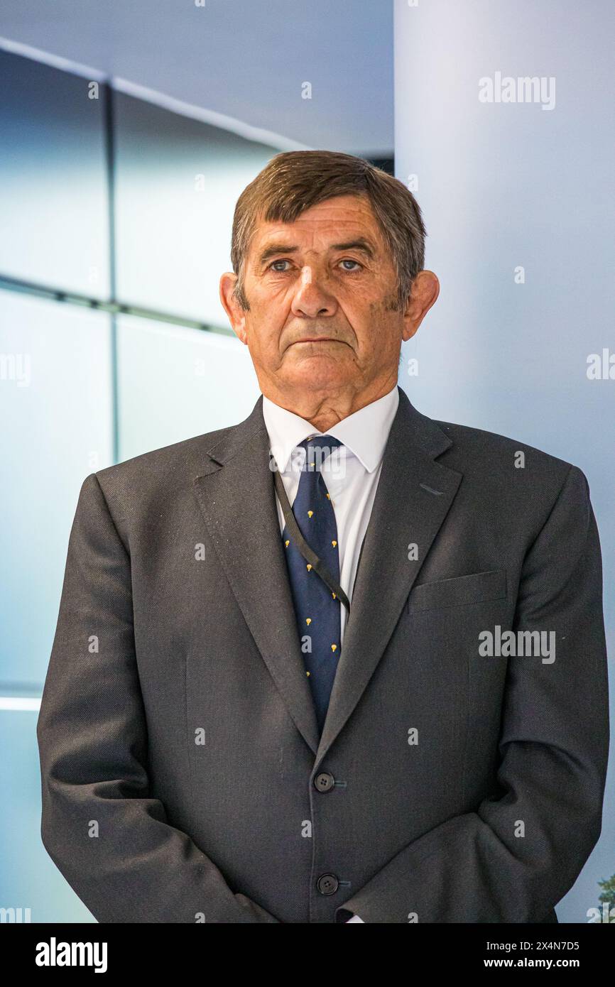 TROWBRIDGE, WILTSHIRE - le 04 MAI 2024 le dépouillement des élections et la déclaration des résultats de la police et de la criminalité du Wiltshire ont eu lieu au County Hall, à Trowbridge, Wiltshire, Angleterre, le 04 mai 2024. 4 candidats en lice - Stanka Adamcova (Parti travailliste et coopératif), Alan Hagger (Démocrates libéraux), Mike Rees (indépendant), Philip Wilkinson (Parti conservateur et unioniste). Philip Wilkinson (Parti conservateur et unioniste) a été réélu commissaire de la police et du crime pour le Wiltshire. Crédit John Rose/Alamy Live News Banque D'Images