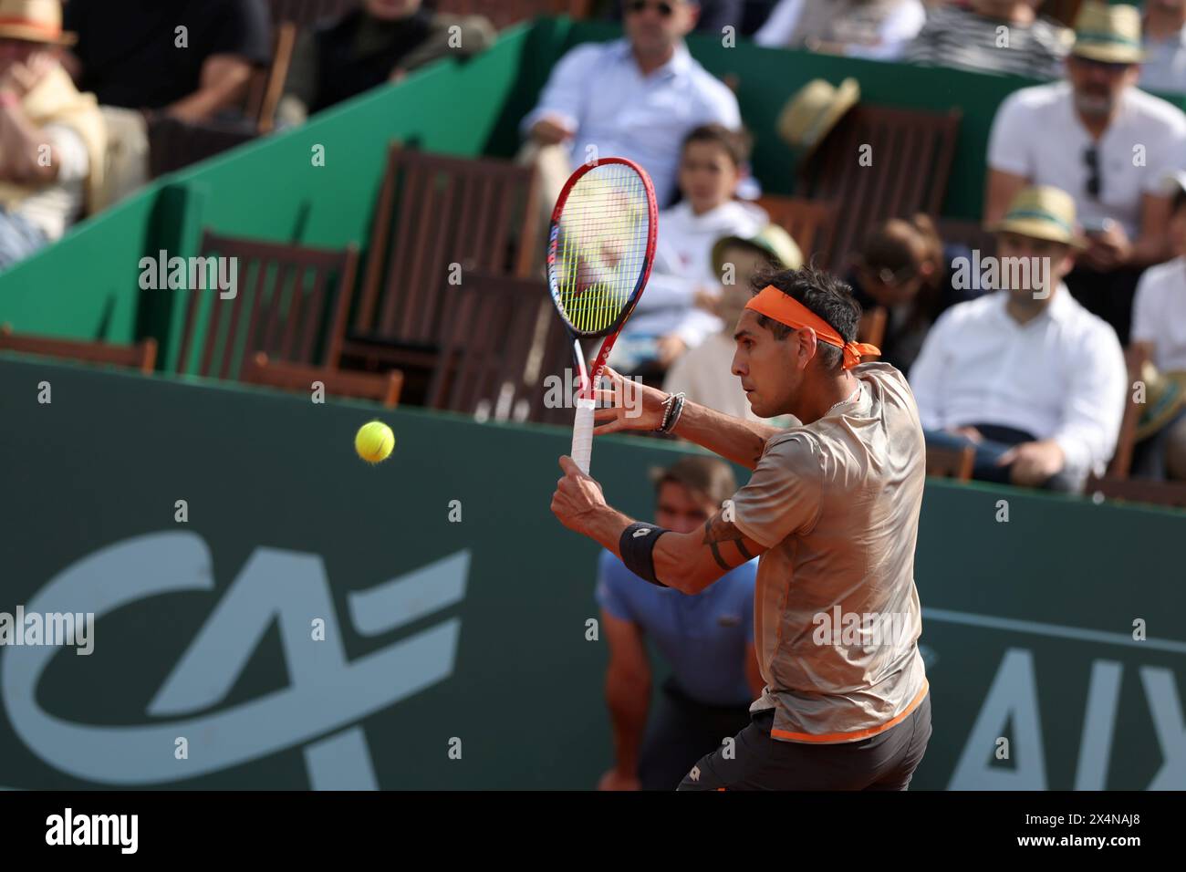 Aix en Provence, France. 04 mai 2024. © PHOTOPQR/LA PROVENCE/CYRIL SOLLIER ; Aix-en-Provence ; 04/05/2024 ; Tennis Open d'Aix au Country club demie finale : Valentin Vacherot contre Alejandro Tabilo. Crédit : MAXPPP/Alamy Live News Banque D'Images