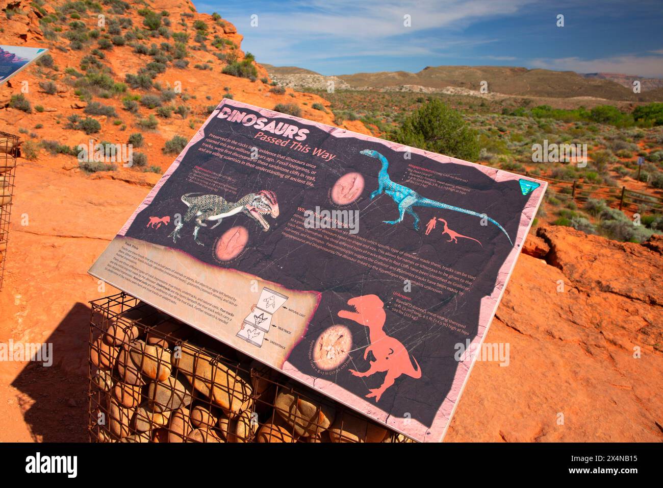 Panneau d'interprétation sur Silver Reef Trail, Red Cliffs National conservation Area, Utah Banque D'Images