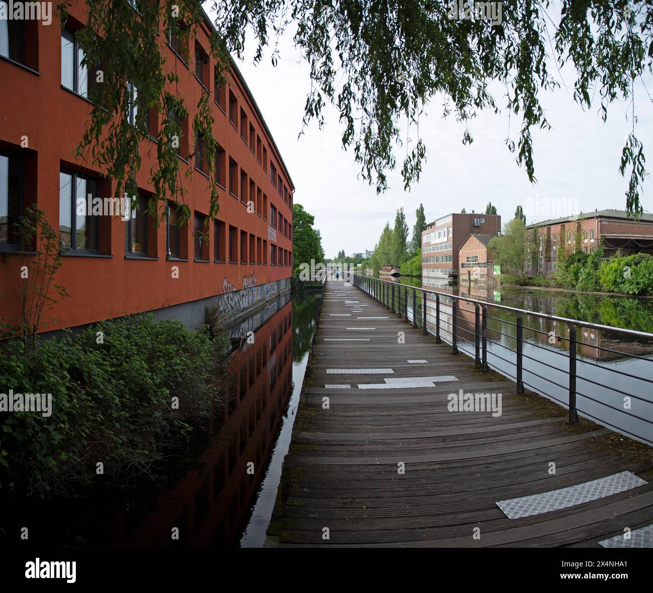 Bâtiments, rack, réflexion, photomerge, Veringkanal, Wilhelmsburg, Hambourg, Allemagne Banque D'Images