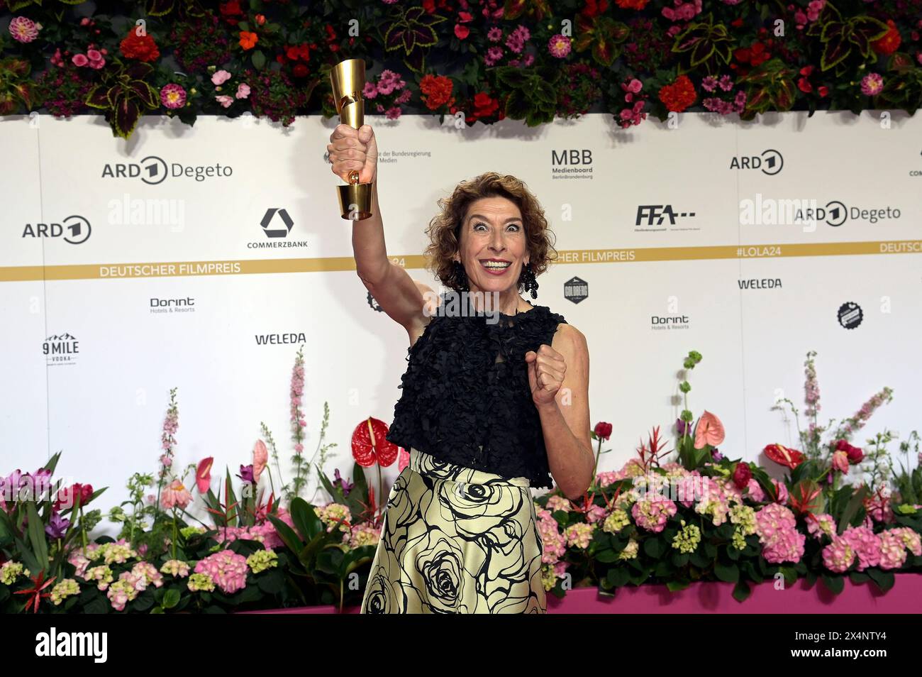 Adele Neuhauser BEI der 74. Verleihung des Deutschen Filmpreises 2024 im Theater am Potsdamer Platz. Berlin, 03.05.2024 Banque D'Images