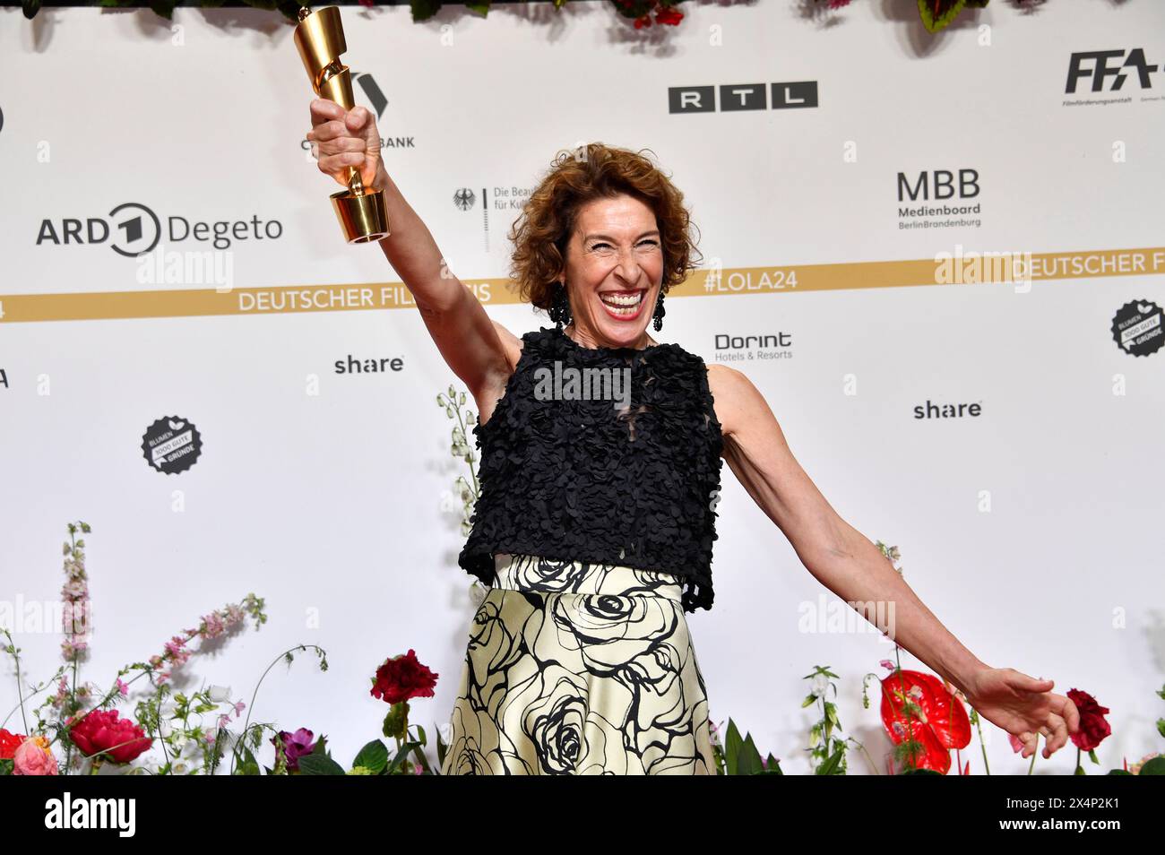 Adele Neuhauser BEI der 74. Verleihung des Deutschen Filmpreises 2024 im Theater am Potsdamer Platz. Berlin, 03.05.2024 Banque D'Images