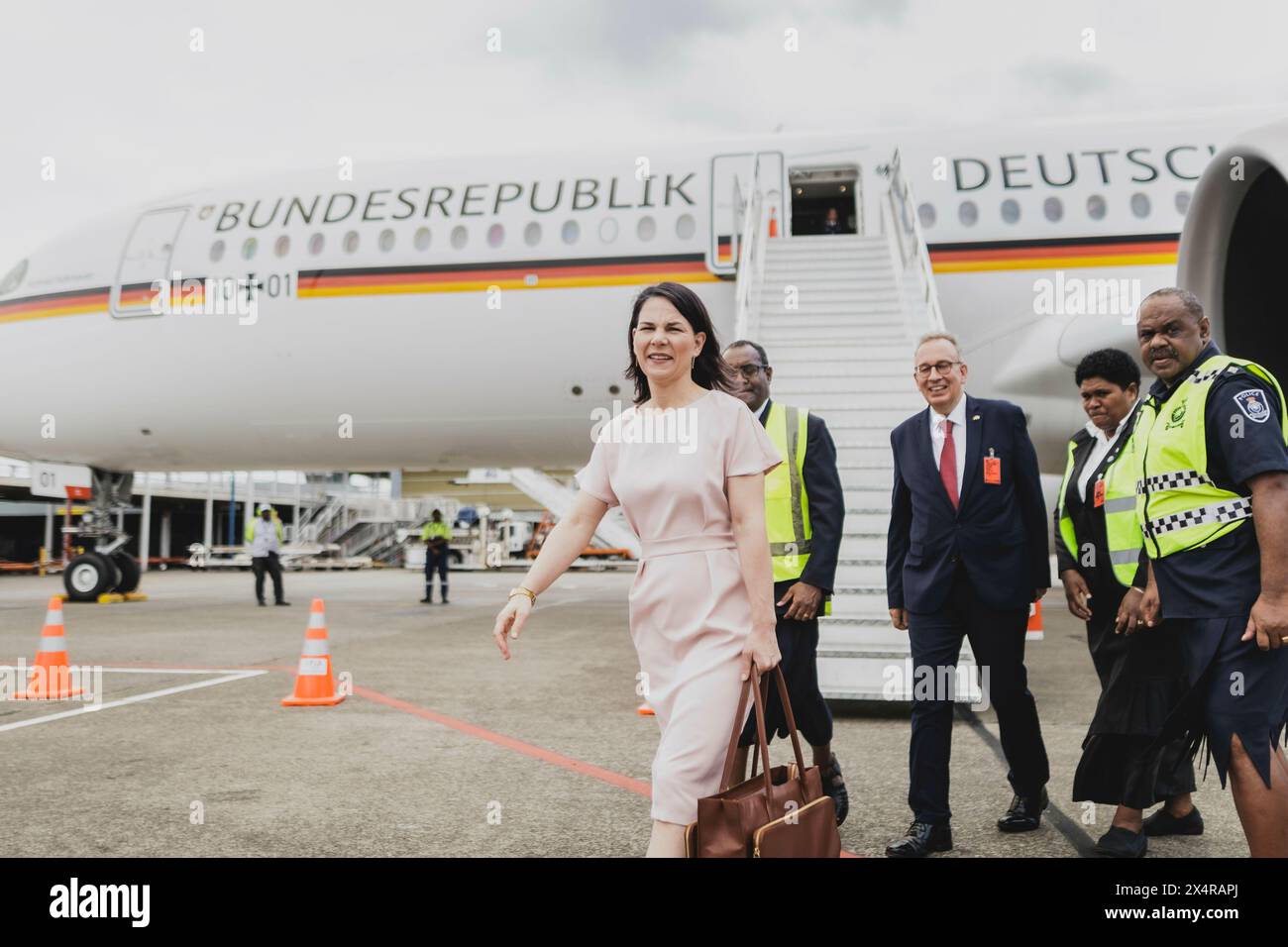 Annalena Baerbock (Alliance 90/les Verts), ministre fédérale des Affaires étrangères, photographiée après son arrivée à Nadi, le 5 mai 2024. Baerbock se rend en Australie, en Nouvelle-Zélande et aux Fidji pour des pourparlers politiques./photographié au nom du ministère fédéral des Affaires étrangères. Banque D'Images