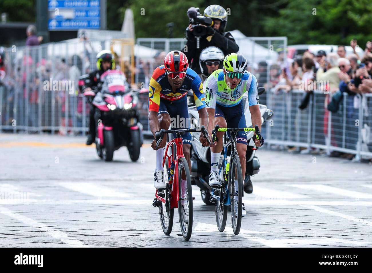 Turin, Italie. 04 mai 2024. Amanuel Ghebreigzabhier d'Erythrée et Team