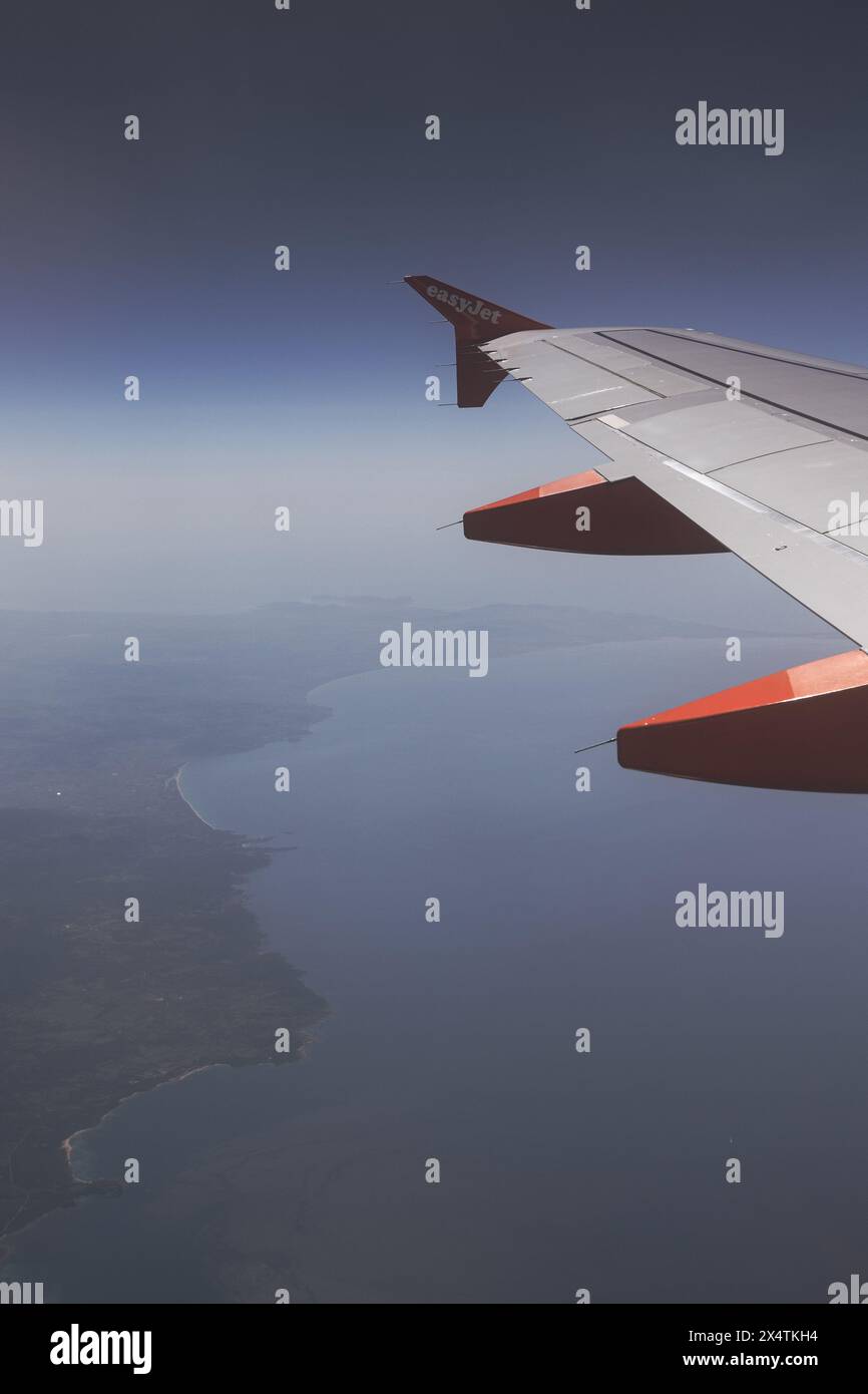 Survol de Sicliy, dans un avion Easyjet, avril 2024 Banque D'Images