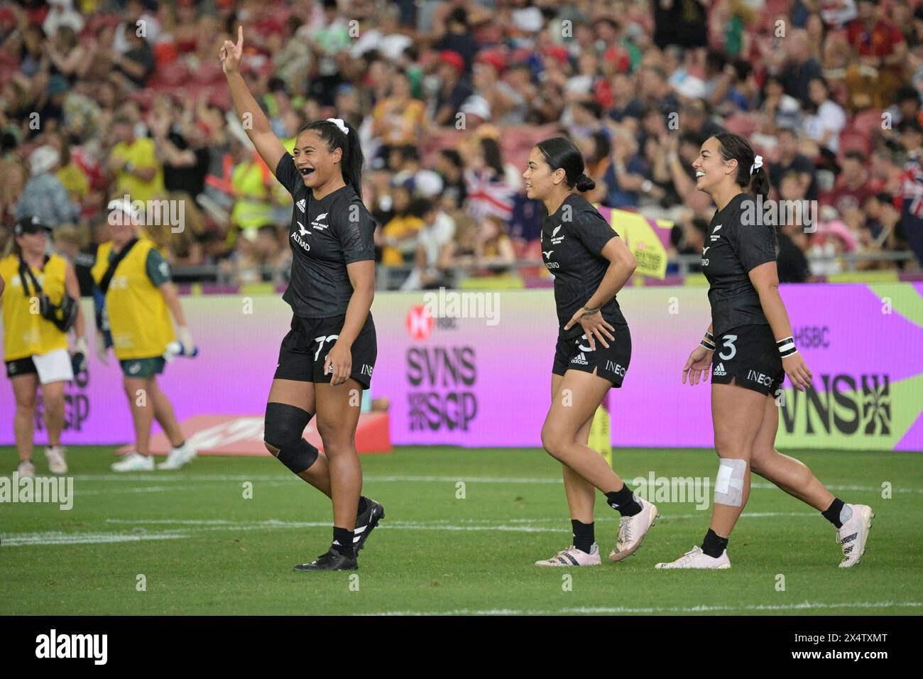 Singapour. 5 mai 2024. Les joueuses néo-zélandaises célèbrent leur victoire lors de la finale de la coupe féminine entre la Nouvelle-Zélande et l'Australie lors du tournoi HSBC Rugby Sevens organisé à Singapour le 5 mai 2024. Credit : puis Chih Wey/Xinhua/Alamy Live News Banque D'Images