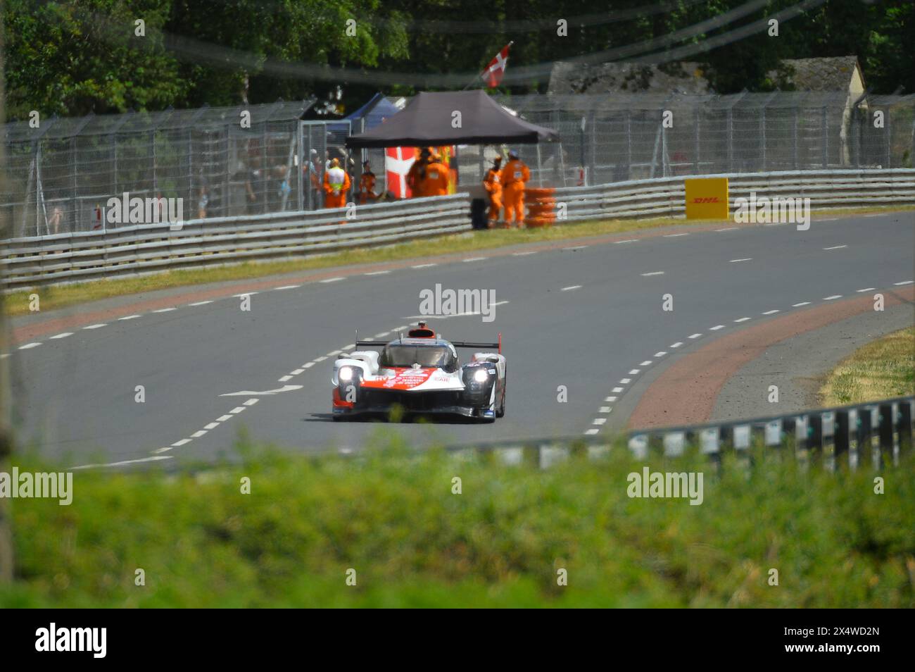 France, le Mans. Le dimanche 11 juin 2023. Circuit des 24 heures du Mans . 24 heures du Mans 2023 - Edition du centenaire, victoire de la Ferrari LMP Hybrid n°50. FRANÇOIS NAVARRO Banque D'Images