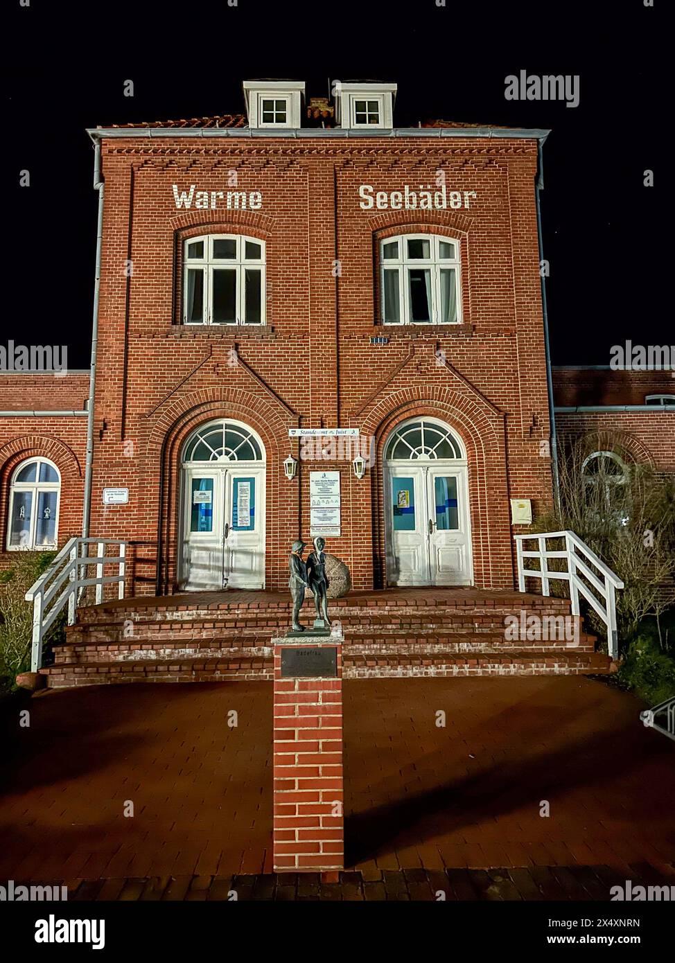 Bureau d'enregistrement à Juist, Îles de Frise orientale, Allemagne, la nuit. Banque D'Images