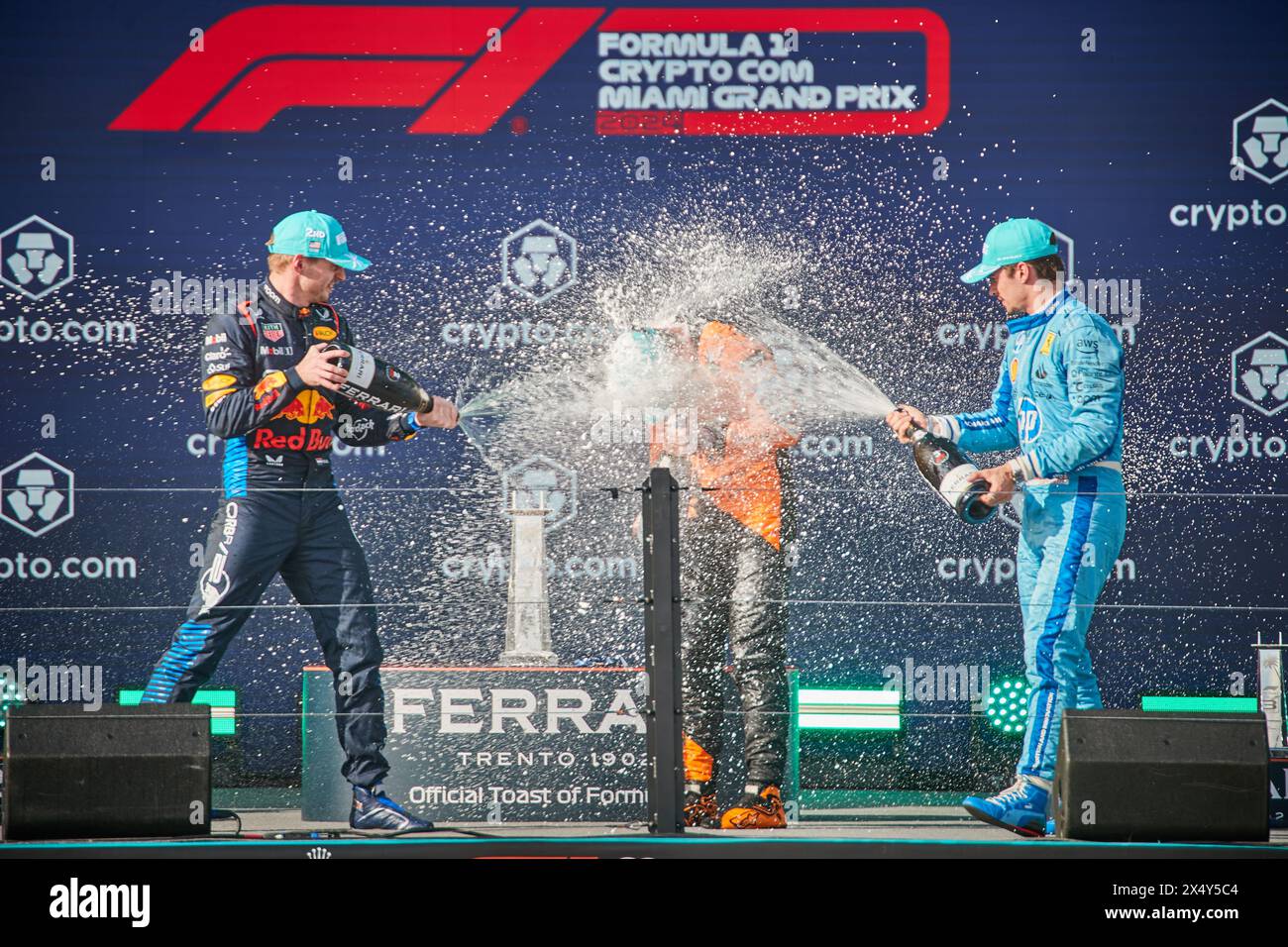 Miami Gardens, Floride, États-Unis. 5 mai 2024. Podium. 1ère place : 4 Lando Norris (GBR) McLaren ; 2ème place : 1 Max Verstappen (NED) Red Bull Racing ; 3ème place : 16 Charlez Leclerc (mon) Ferrari. F1 Miami GP à Miami Autodrome à Miami Gardens, Floride, États-Unis. Crédit : Yaroslav Sabitov/YES Market Media/Alamy Live News. Banque D'Images