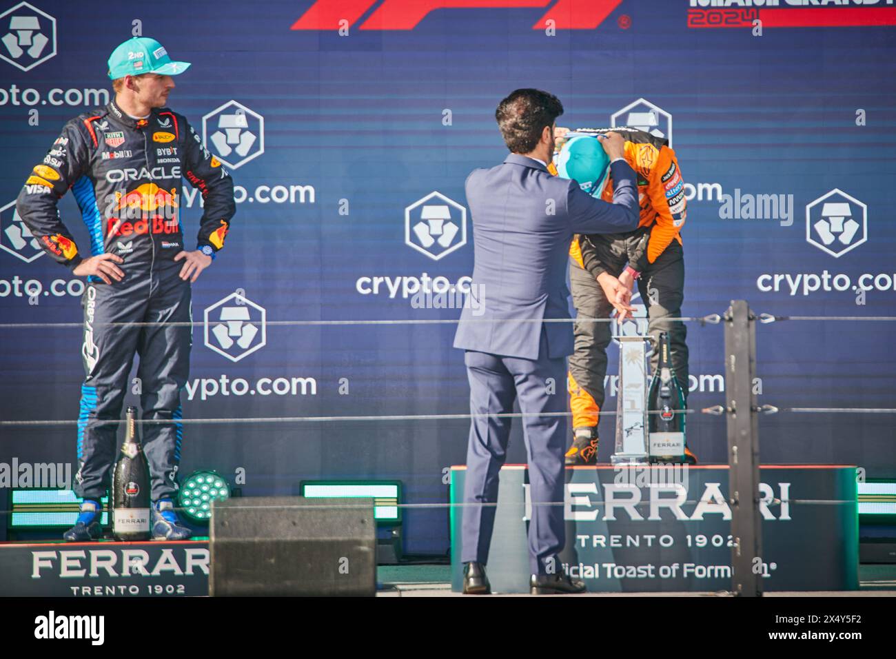 Miami Gardens, Floride, États-Unis. 5 mai 2024. Podium. 1ère place : 4 Lando Norris (GBR) McLaren ; 2ème place : 1 Max Verstappen (NED) Red Bull Racing ; 3ème place : 16 Charlez Leclerc (mon) Ferrari. F1 Miami GP à Miami Autodrome à Miami Gardens, Floride, États-Unis. Crédit : Yaroslav Sabitov/YES Market Media/Alamy Live News. Banque D'Images