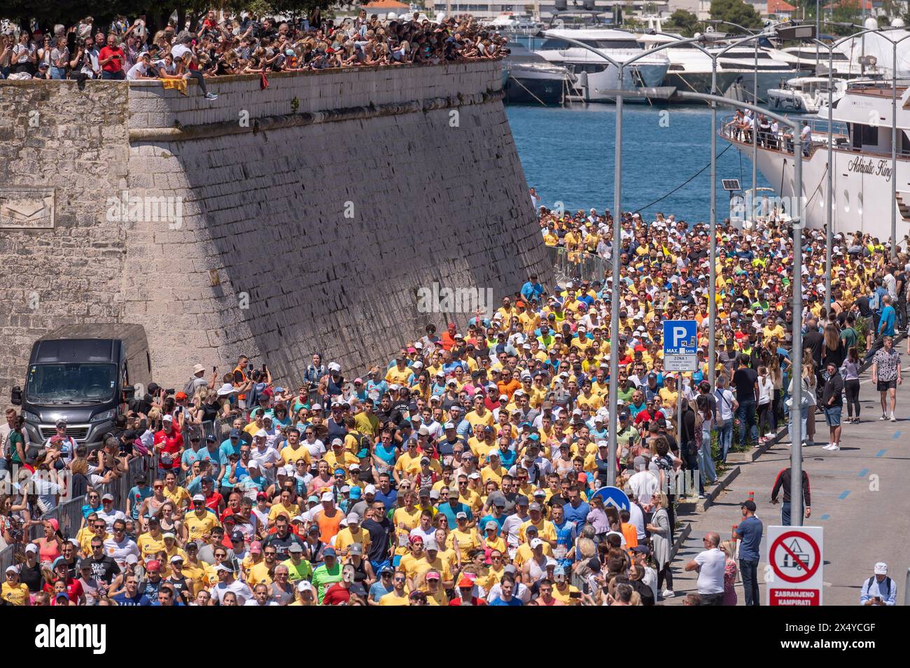 Zadar, Croatie. 5 mai 2024. Les gens participent à la 11e course mondiale Wings for Life 2024 à Zadar, Croatie, le 5 mai 2024. Crédit : Dino Stanin/PIXSELL via Xinhua/Alamy Live News Banque D'Images