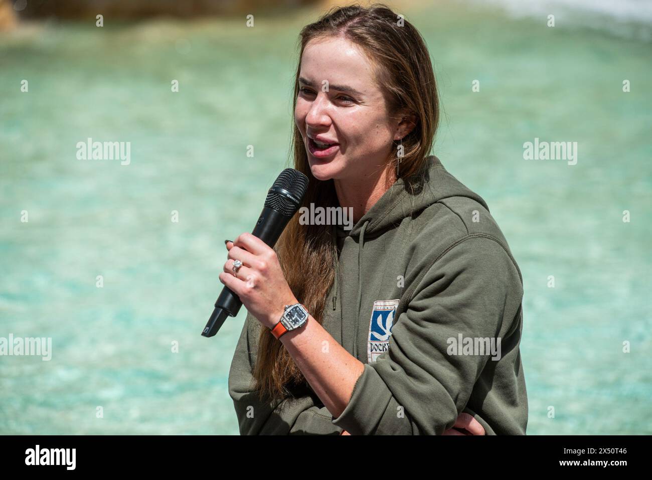 Roma, Italie. 06 mai 2024. Draw Ceremony, sorteggio per il cartellone maschile e femminile degli Internazionali di tennis a Roma. Nella foto il sorteggio svoltosi a Fontana di Trevi, Elina Svitolina, - Roma, Italia - Lunedì 6 Maggio 2024 (foto Valentina Stefanelli/LaPresse) tirage au sort pour le programme masculin et féminin des internationaux de tennis à Rome. Sur la photo le tirage au sort de la Fontaine de Trevi, Elina Svitolina- Rome, Italie - lundi 6 mai 2024 (photo Valentina Stefanelli/LaPresse) crédit : LaPresse/Alamy Live News Banque D'Images
